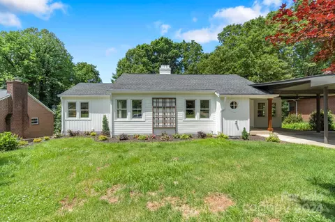 112 Falls St, Morganton, NC 28655