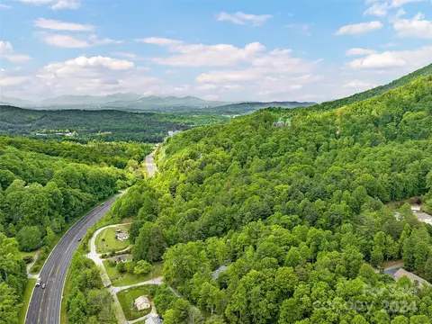 View/Area - 2 Pheasant Dr, Fairview, NC 28730 photo 2 of 4