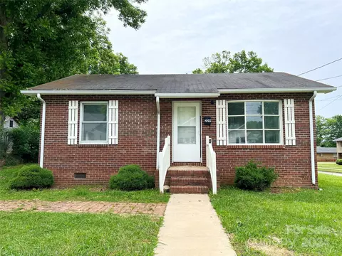 229 S Clay St, Salisbury, NC 28144