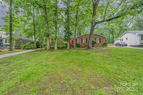 1419 Worcaster Pl, Charlotte, NC 28211