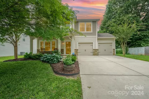 1606 Ameria Rd, Charlotte, NC 28215