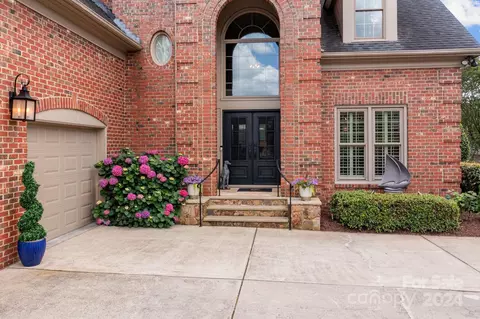 16203 Walcot Ln, Cornelius, NC 28031 photo 8