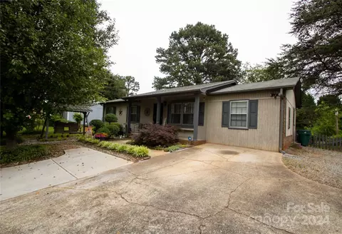 4174 Startown Rd, Newton, NC 28658