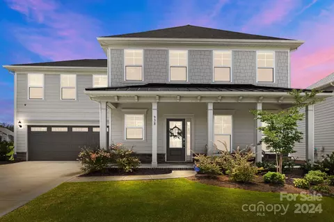 938 Southstone Dr, Matthews, NC 28104
