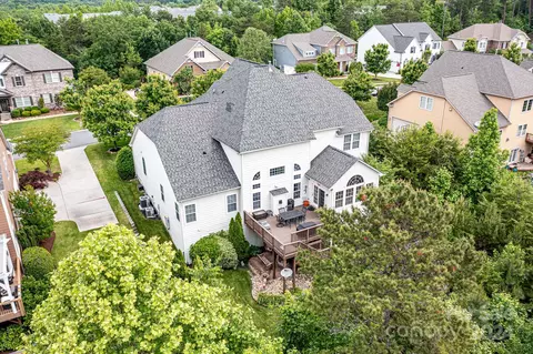 651 Reliance Ct, Tega Cay, SC 29708