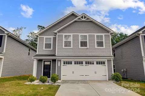 4112 Bowline Dr, Charlotte, NC 28269