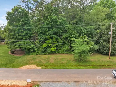 15925 Henry Ln, Huntersville, NC 28078