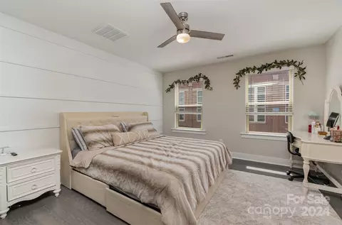 Bedroom - 17125 Soho Dr, Charlotte, NC 28204 photo 1 of 5