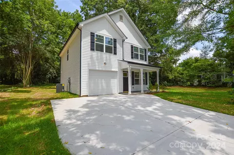 271 Malvern Dr, Concord, NC 28025