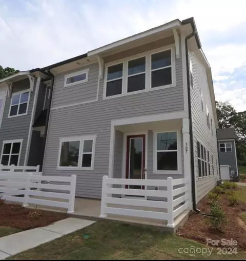 307 Cloudcroft Aly, Charlotte, NC 28217