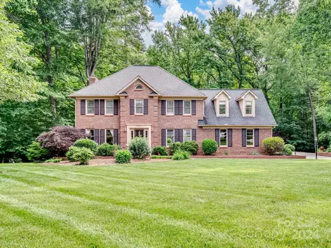 6224 Phyliss Ln, Mint Hill, NC 28227