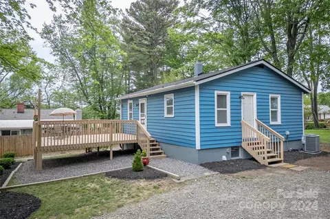 9 Josh Britt Hvn, Candler, NC 28715