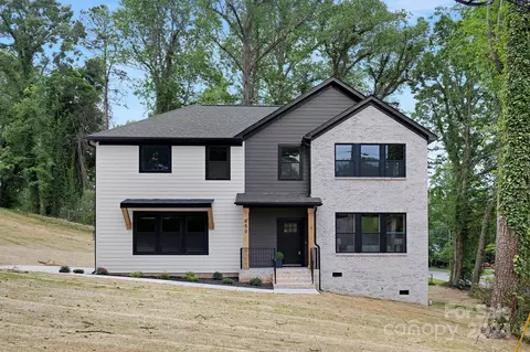 850 Paramount Cir, Gastonia, NC 28052