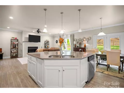 Kitchen - 447 Harborgate Dr, Denton, NC 27239 photo 3 of 3