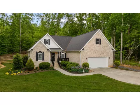 Exterior - 447 Harborgate Dr, Denton, NC 27239 photo 5 of 6