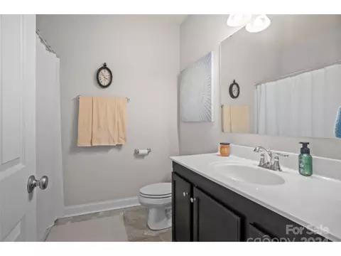 Bath - 447 Harborgate Dr, Denton, NC 27239 photo 1 of 4