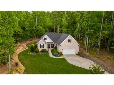 447 Harborgate Dr, Denton, NC 27239
