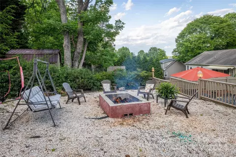 300 Castlegate Dr, Morganton, NC 28655 photo 33
