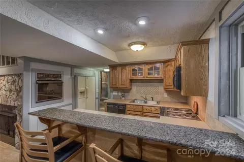 300 Castlegate Dr, Morganton, NC 28655 photo 26