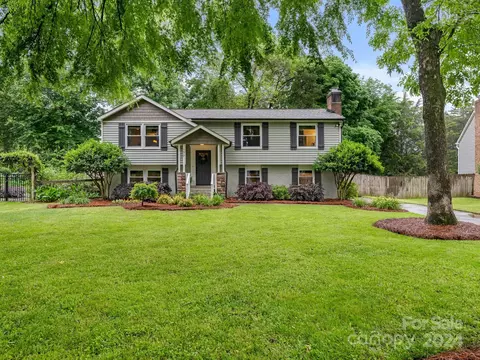 7417 Berea Ct, Charlotte, NC 28226