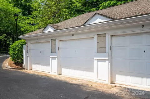 Exterior - 860 Jetton 64 St #64, Davidson, NC 28036 photo 4 of 7