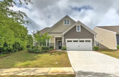 14236 Southbridge Forest Dr, Charlotte, NC 28273