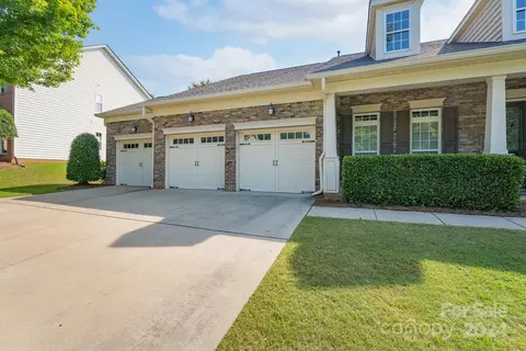 Exterior - 640 Quicksilver Trl, Fort Mill, SC 29708 photo 1 of 2