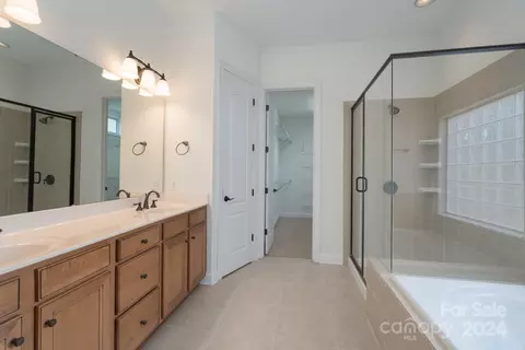 Bath - 640 Quicksilver Trl, Fort Mill, SC 29708 photo 1 of 3