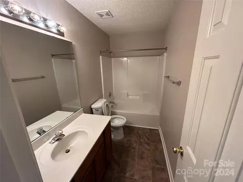 Bath - 3017 Trellis Ln, Monroe, NC 28110 photo 2 of 2