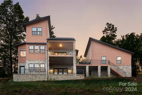 6822 Burkemont Rd, Morganton, NC 28655