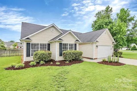 2000 Cranston Crossing Pl, Indian Trail, NC 28079