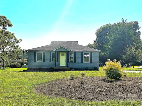 101 First Ne Ave NE, Hildebran, NC 28637