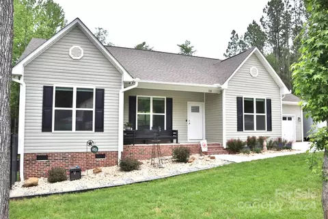 110 Hillcrest Dr, Spencer, NC 28159