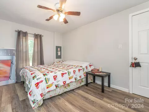 Bedroom - 5215 Willow Run Dr, Monroe, NC 28110 photo 2 of 5