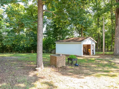 Exterior - 5215 Willow Run Dr, Monroe, NC 28110 photo 3 of 4