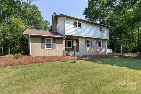 2511 Juniper Ln, Rock Hill, SC 29730