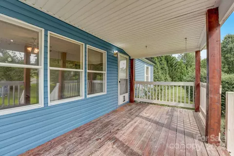 908 Grace Dr, Stanley, NC 28164 photo 4