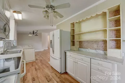 908 Grace Dr, Stanley, NC 28164 photo 13