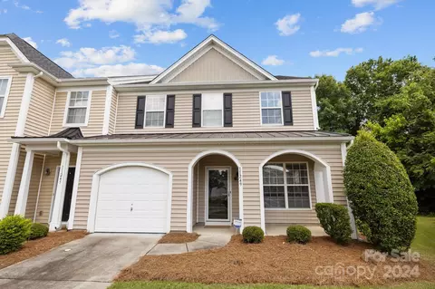 11249 Lions Mane St, Charlotte, NC 28273