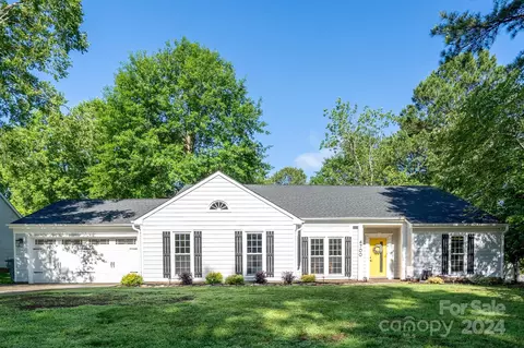 4700 Bryanstone Ct, Charlotte, NC 28226
