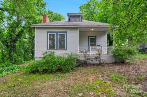 217 Piedmont Ave, Mount Holly, NC 28120
