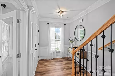 Entry Way - 1022 Baldwin Dr, Lancaster, SC 29720 photo 2 of 6