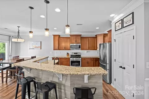 Kitchen - 1022 Baldwin Dr, Lancaster, SC 29720 photo 2 of 3