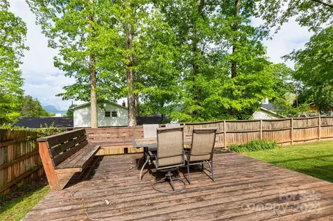 45 Leaf Ln, Clyde, NC 28721 photo 25