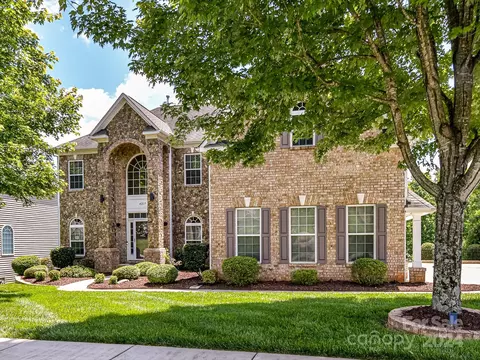 4217 Amber Leigh Way Dr, Charlotte, NC 28269