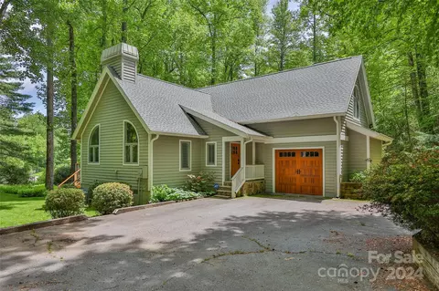 170 Mossy Rock Rd, Sapphire, NC 28774