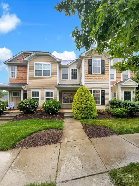 10645 Trolley Run Dr, Cornelius, NC 28031