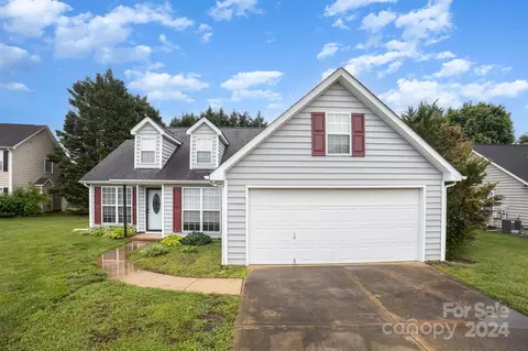 12724 Cumberland Crest Dr, Huntersville, NC 28078