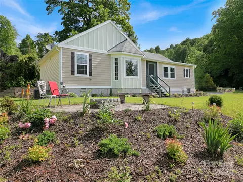 85 Ox Cart Ln, Pisgah Forest, NC 28768
