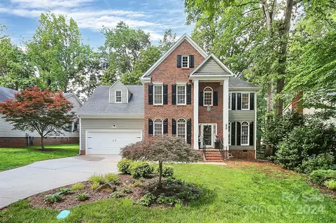 540 Tysons Forest Dr, Rock Hill, SC 29732